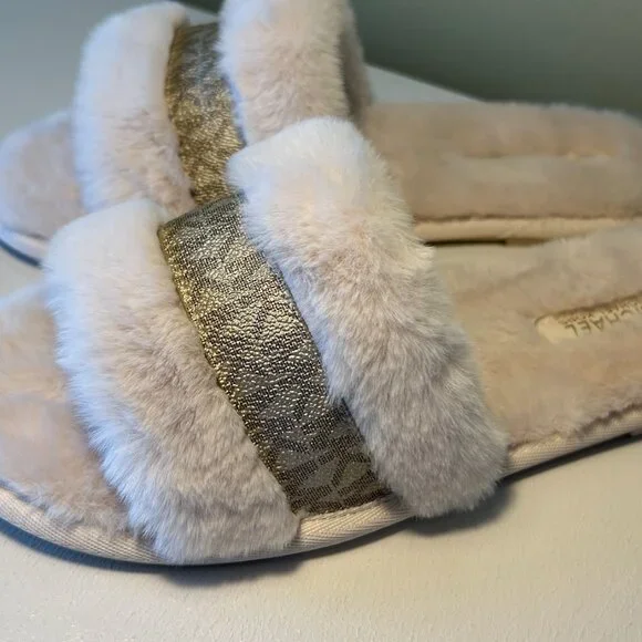 Michael Kors Alexis Faux Fur and Metallic Signature Logo Slide Sandal - Picture 2 of 12